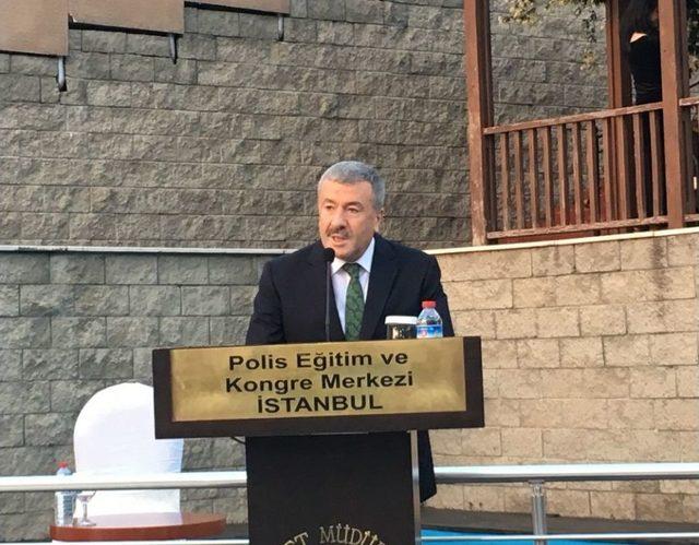 İstanbul Emniyet M&uuml;d&uuml;r&uuml; &Ccedil;alışkan Şehit Yakınları Ve Gazilerle İftarda Bir Araya Geldi 1