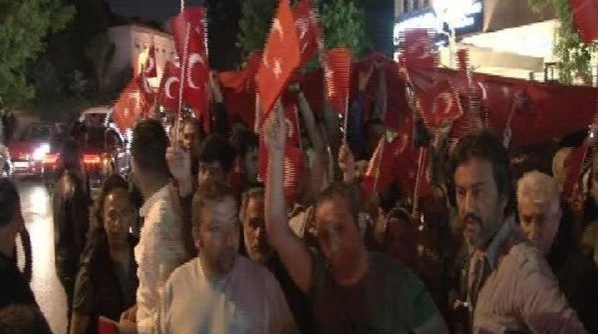 Acunkent Mağdurlarından Kısıklı'da Eylem