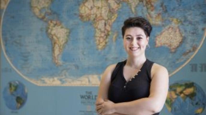 İzmir&rsquo;den &Ccedil;in&rsquo;e Uzanan Başarı