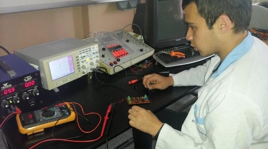 Aydın&rsquo;da Biyomedikal Alanı Mezunları İş Sıkıntısı &Ccedil;ekmiyor