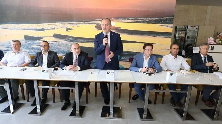 Başkan G&uuml;rlesin Halk G&uuml;n&uuml;nde Vatandaşlarla Bir Araya Geldi