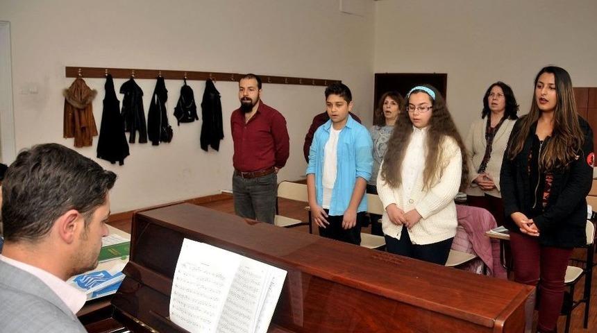 Mkm&rsquo;den Devlet Konservatuarlarına 20 &Ouml;ğrenci