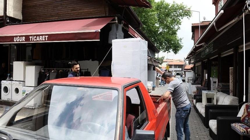 (&ouml;zel Haber) İkinci Elin Kalbi Bu Pazarda Atıyor