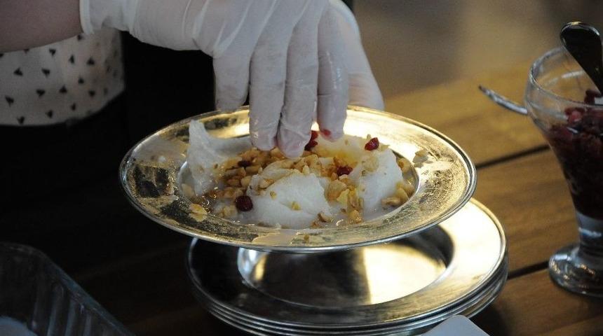 Saray Tatlısı &lsquo;g&uuml;lla&ccedil;&rsquo; Sadece Ramazan Ayında T&uuml;ketiliyor