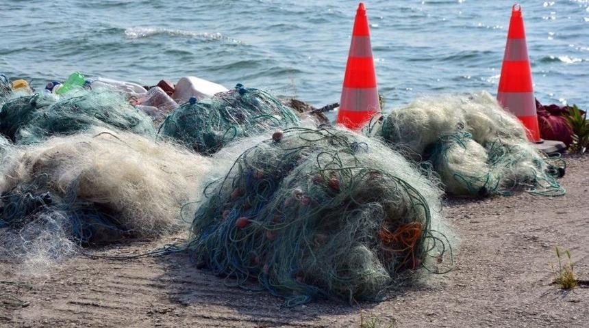 İznik G&ouml;l&uuml;&rsquo;nde Ka&ccedil;ak Avlananların Ağlarına El Konuldu