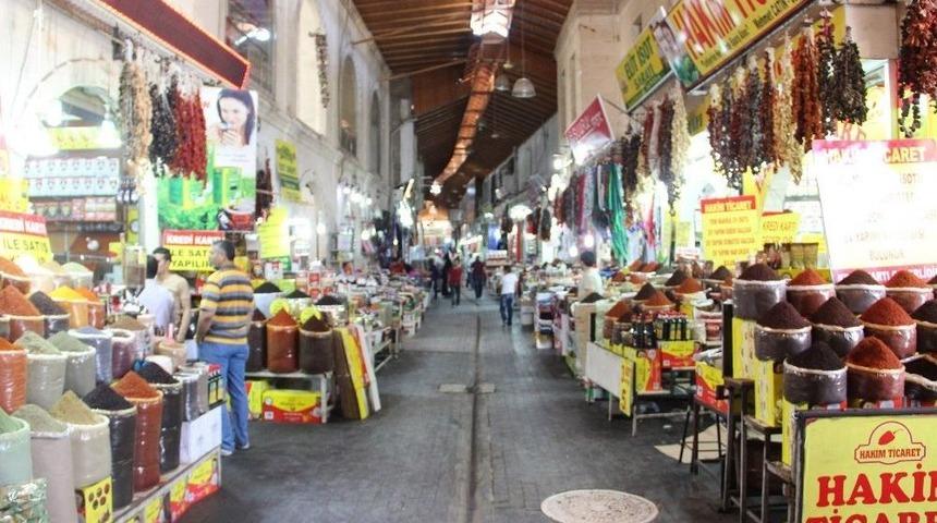 (&ouml;zel Haber) Şanlıurfa&rsquo;da Pul Biber Ve İsotun Fiyatı Yarıya D&uuml;şt&uuml;