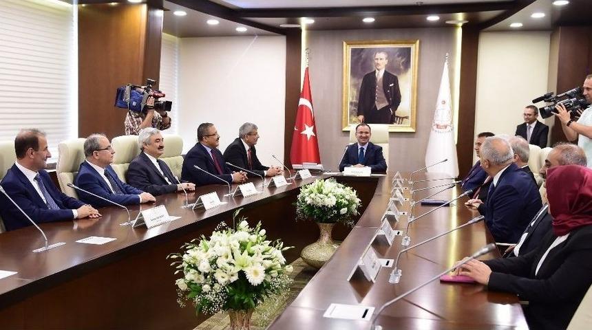 Hakimler Ve Savcılar Kurulu Bekir Bozdağ Başkanlığında İlk Kez Toplandı