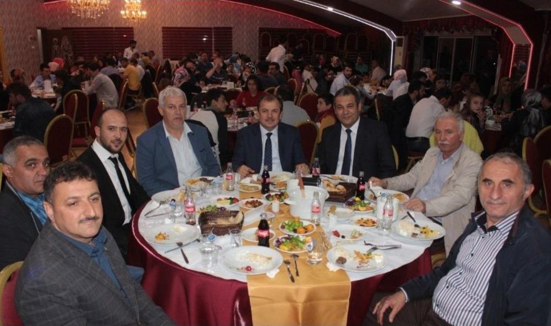 T&uuml;rkiye Berberler Ve Kuaf&ouml;rler Federasyonu Genel Başkanı Tavşanlı&rsquo;da