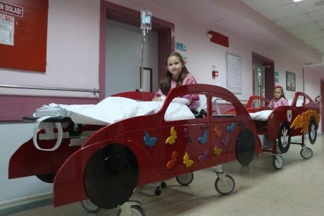 &Ccedil;ocukların Ameliyat Korkusu  otomobil Sedye  Ile Yenildi 2