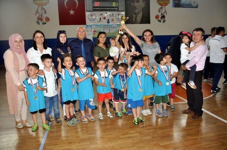 (özel Haber) Böylesine Sevimli Futbol Maçı Görülmedi G1