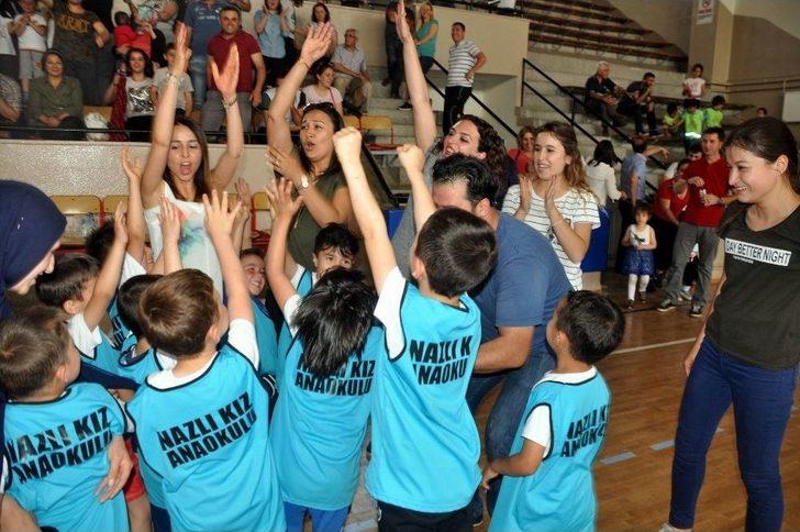 (özel Haber) Böylesine Sevimli Futbol Maçı Görülmedi G2