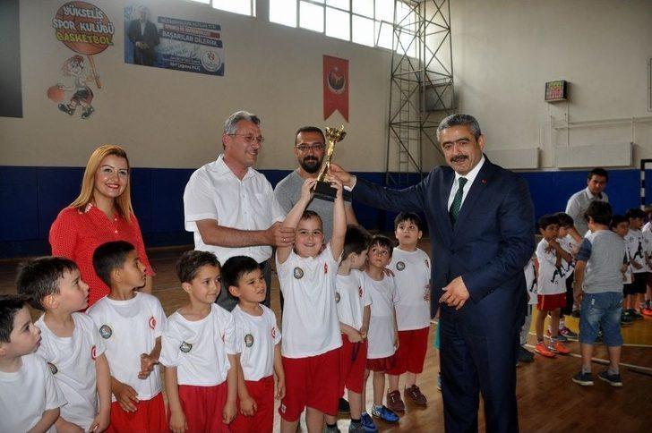 (özel Haber) Böylesine Sevimli Futbol Maçı Görülmedi G4