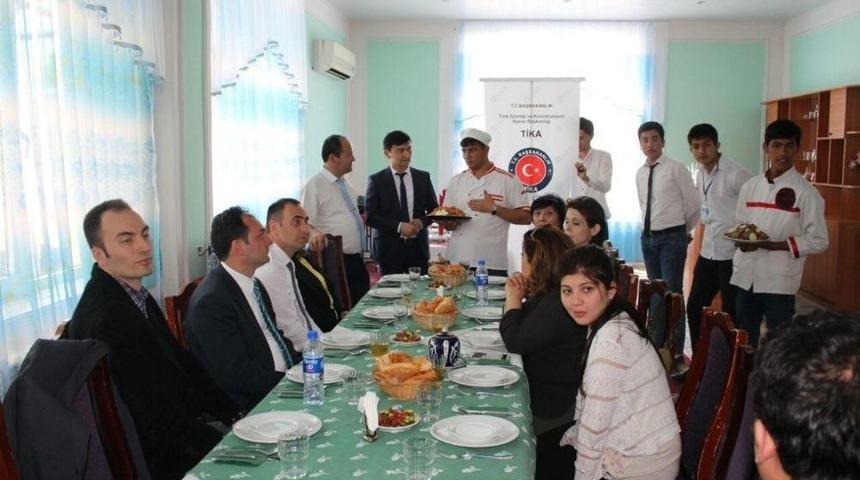 Tika&rsquo;dan &Ouml;zbekistan&rsquo;da &rsquo;turizm Ve Otelcilik&rsquo; Eğitimi