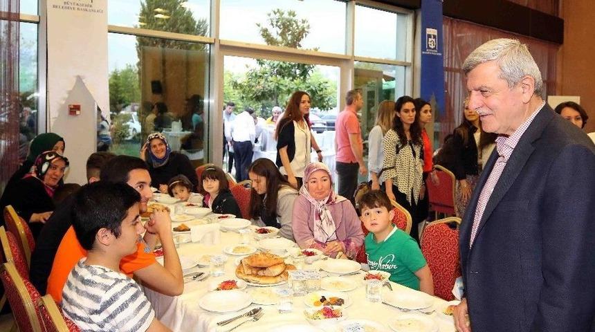 Başkan Karaosmanoğlu: &ldquo;sağlık En B&uuml;y&uuml;k Devlet Ve Zenginliktir&rsquo;&rsquo;