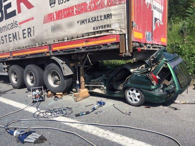 Sakarya’da Feci Kaza: 1 Ölü