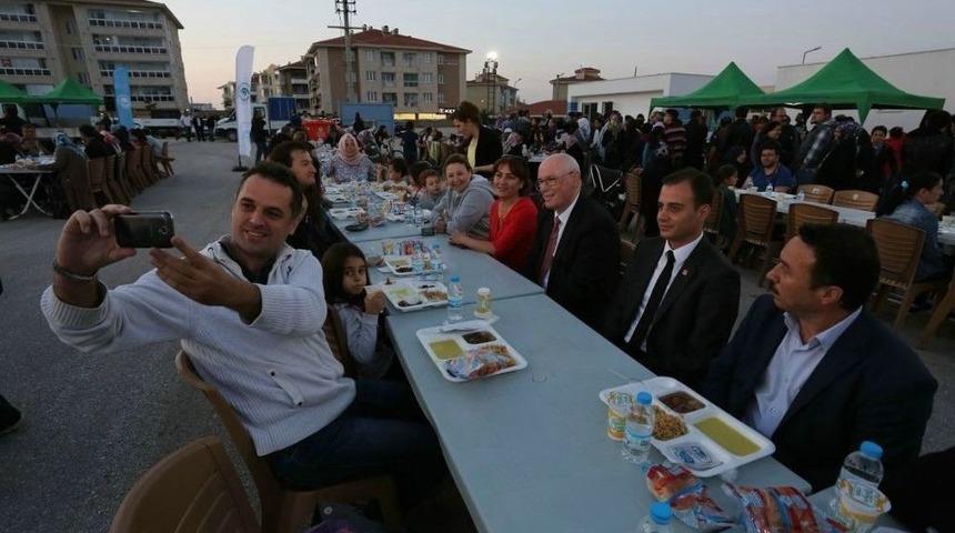 Ihlamurkent&rsquo;te 6 Bin Kişi İftarda Buluştu