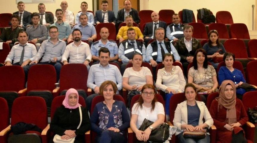 Altınova&rsquo;da Belediye Personeline İletişim Eğitimi