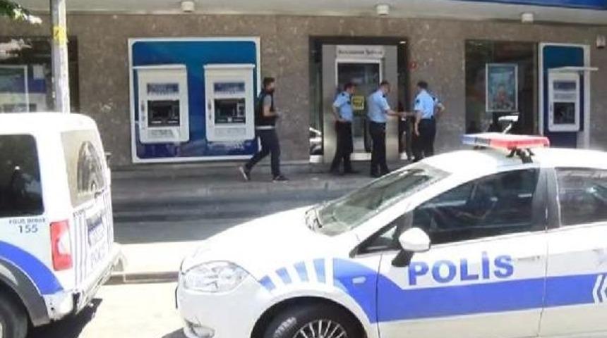 Fotoğraf//bağcılar'da Soygun Girişimi;1 Yaralı