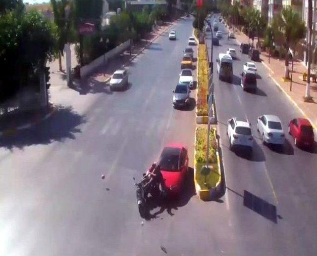 Mersin’deki Trafik Kazaları Mobese’de