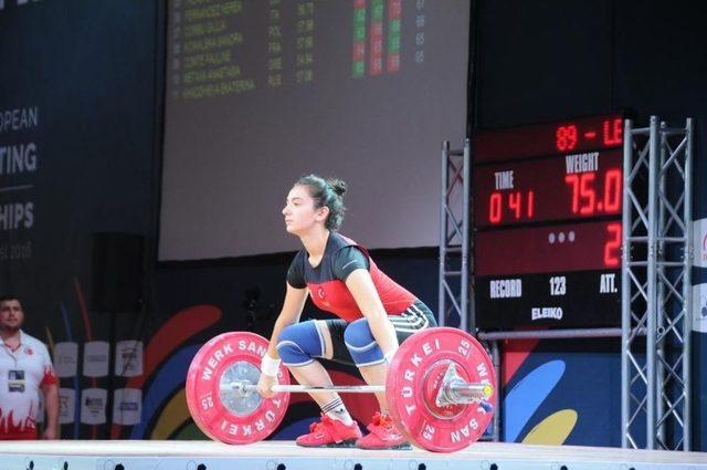 Düzceli Halterci Levent Japonya’da Ülkemizi Temsil Edecek