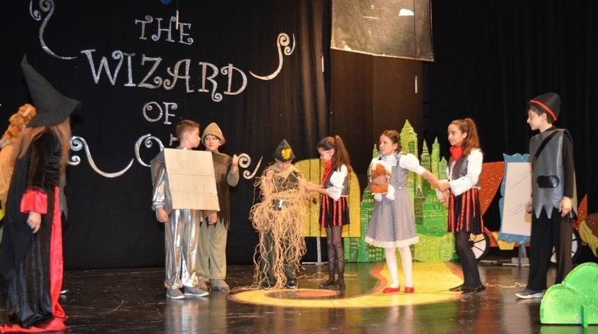 Bahçeşehir Koleji Öğrencilerinin Geleneksel İngilizce Gecesi Tam Not Aldı