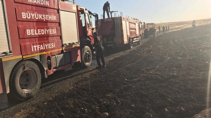 Kızıltepe De Yangın 50 D&ouml;n&uuml;m Buğdayı K&uuml;l Etti