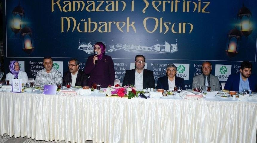 Başkan Toru&rsquo;dan Meclis &Uuml;yeleri Ve Teşkilat Mensuplarına İftar