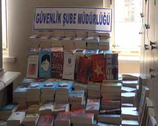 Emniyetten Korsanla Mücadele Operasyonu; 3 Milyon Tl Değerinde Korsan Materyal Ele Geçirildi