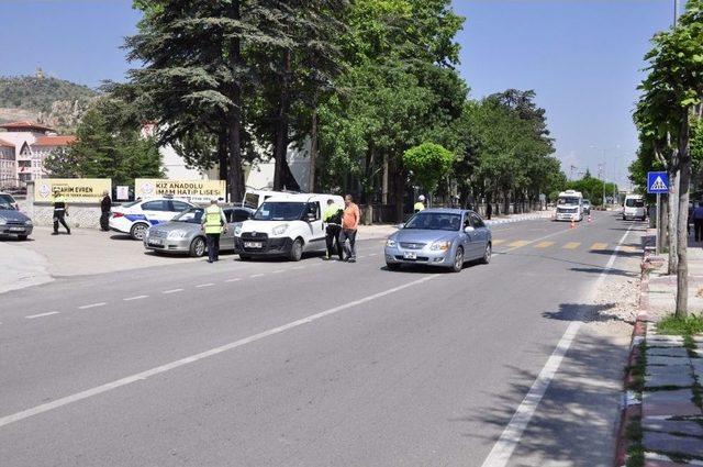 Afyonkarahisar’da Emniyet Kemeri Denetimleri Arttı