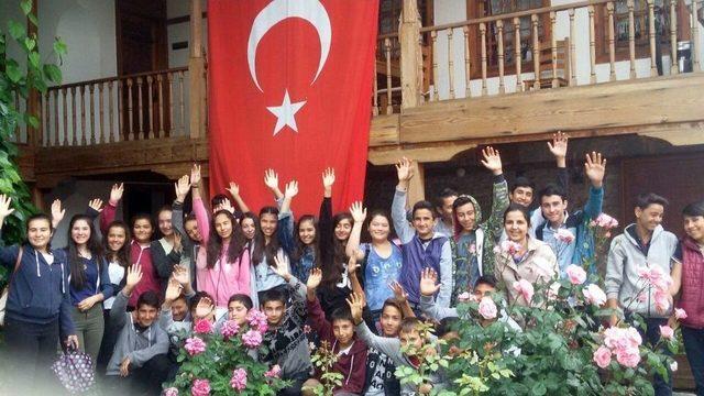 Öğrenciler Geçmişle Tanışmaya Devam Ediyor 1