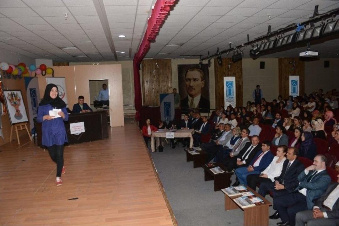 Tuşba&rsquo;da M&uuml;nazara Yarışmasının Finali Yapıldı