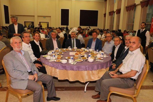 K&ouml;rfez&rsquo;de Stk&rsquo;lar İftarda Buluştu 2