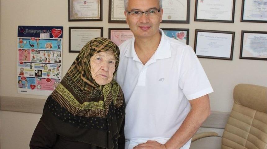 Başarılı Ameliyat Sonrası Bah&ccedil;esine D&ouml;nd&uuml;