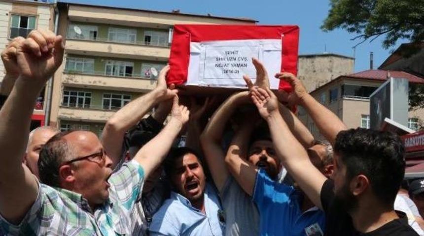 Şehit Annesi: Aslan Gibi G&ouml;nderiyorum Seni Oğlum (2)