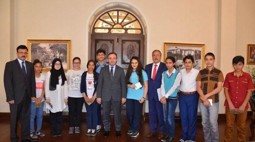 Vali &Ccedil;ataklı Teog Birincilerini Makamında Kabul Etti