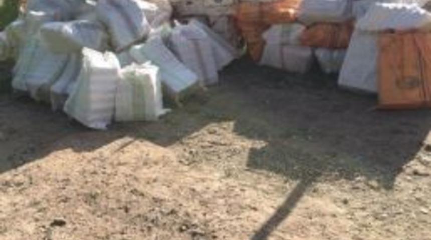 Hakkari&rsquo;de 195 Bin Paket Ka&ccedil;ak Sigara Ele Ge&ccedil;irildi