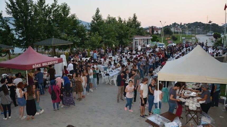 S&ouml;ke Belediyesinden &Uuml;niversite &Ouml;ğrencilerine İftar