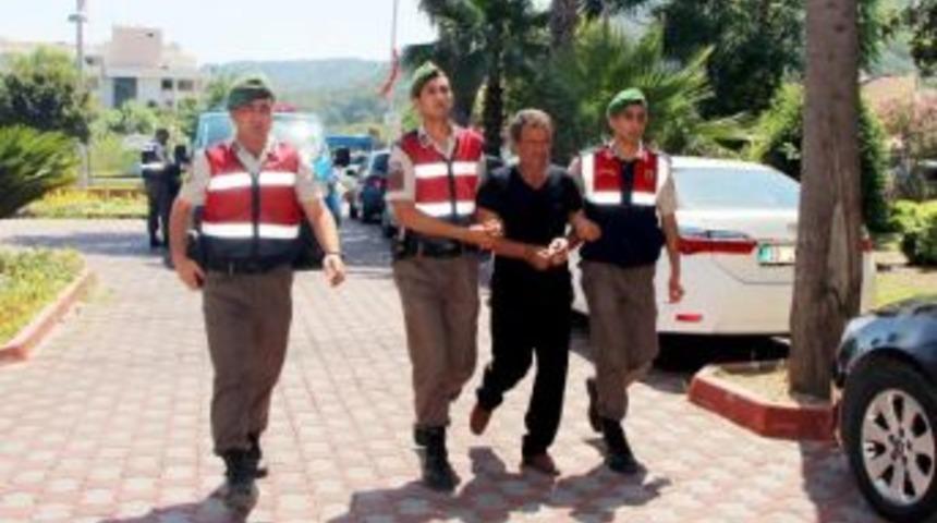 Komşu Cinayeti Ş&uuml;phelisi Kemer'de Yakalandı
