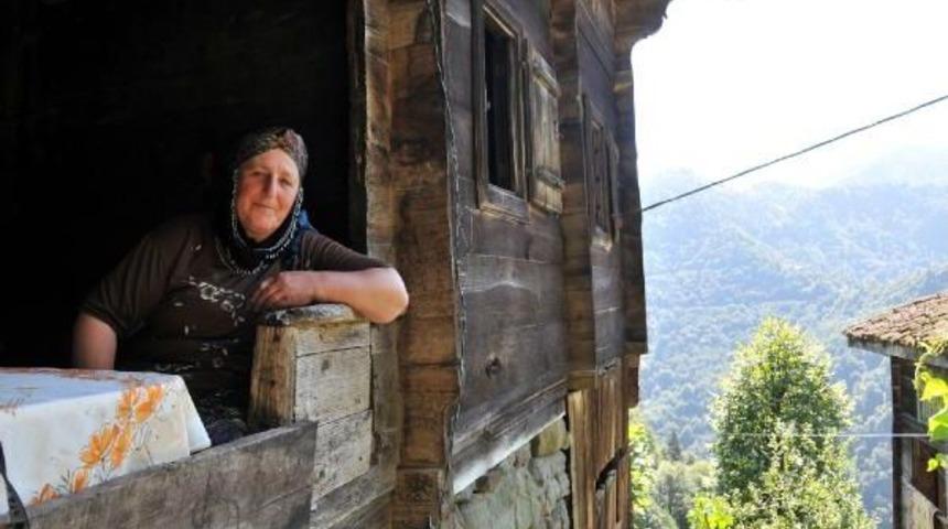 Havva Ana'dan 'yeşil Yol'a Tepki: Yaylalar Mahvoldu