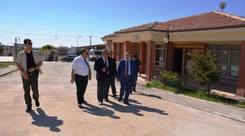 Vali &Ccedil;ataklı Engelsiz Yaşam Merkezini Ziyaret Etti