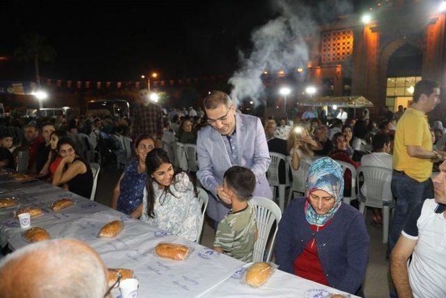 Yüreğir’de Sahur Bereketi