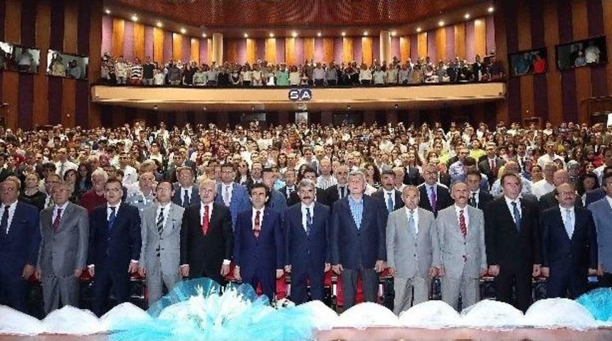 Başkan Karaosmanoğlu, Teog&rsquo;da Başarı Yakalayan &Ouml;ğrencileri Tebrik Etti