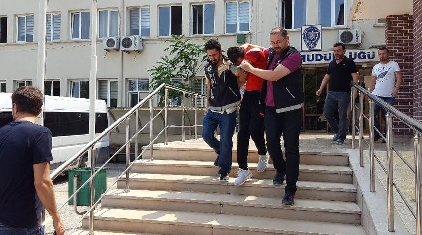 Bursa&rsquo;da Uyuşturucu Operasyonu: 8 G&ouml;zaltı