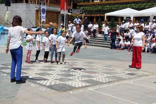 Geleneksel &Ccedil;ocuk Oyunları Tekrar Canlanıyor 2