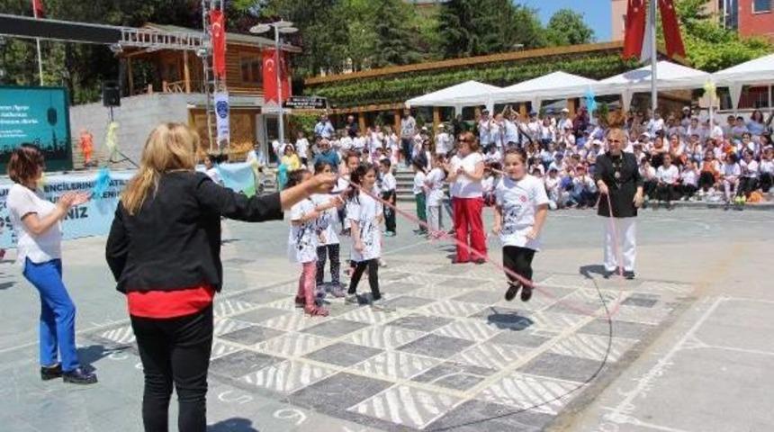 &Ccedil;ocukları Bilgisayar Bağımlılığından Kurtarmak I&ccedil;in 'geleneksel Oyunlar' Projesi