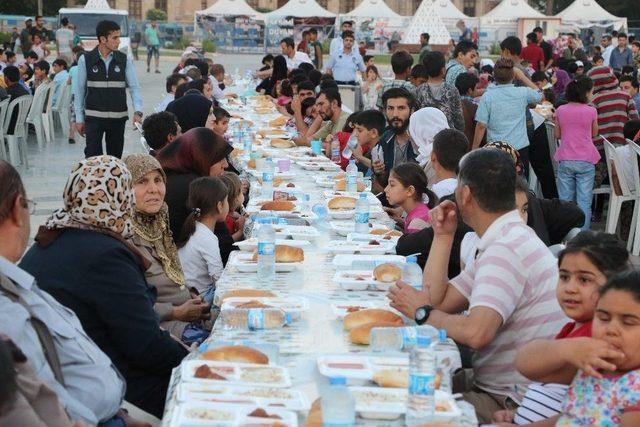 Şehit Aileleri Ve Gaziler, Haliliye Sofrasında Buluştu