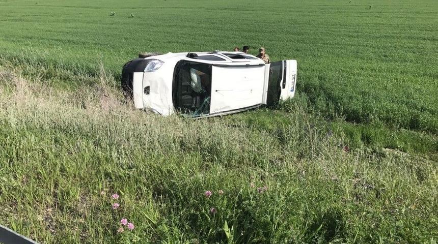 Horasan&rsquo;da Kamyonet Devrildi: 1 Yaralı