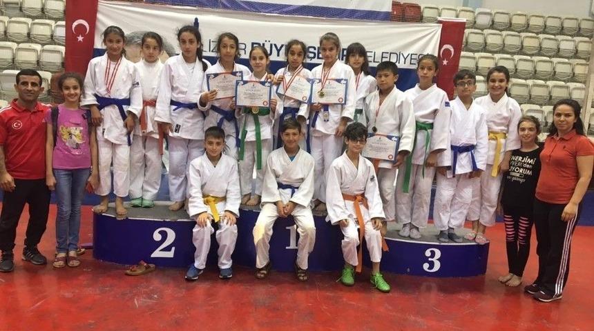 Salihlili Judocular Turnuvada G&ouml;z Doldurdu