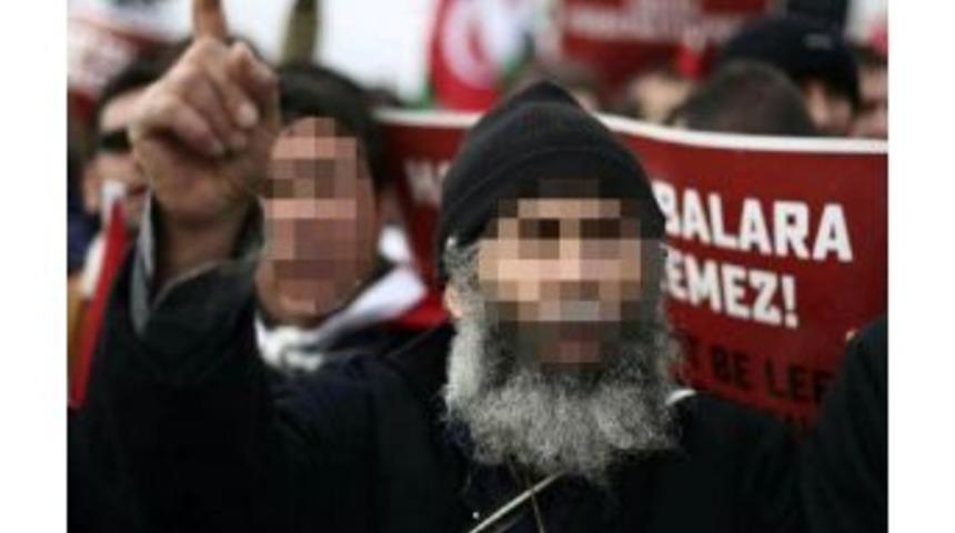 Atat&uuml;rk'e Hakaret Eden El Kaide'ci Tutuklandı