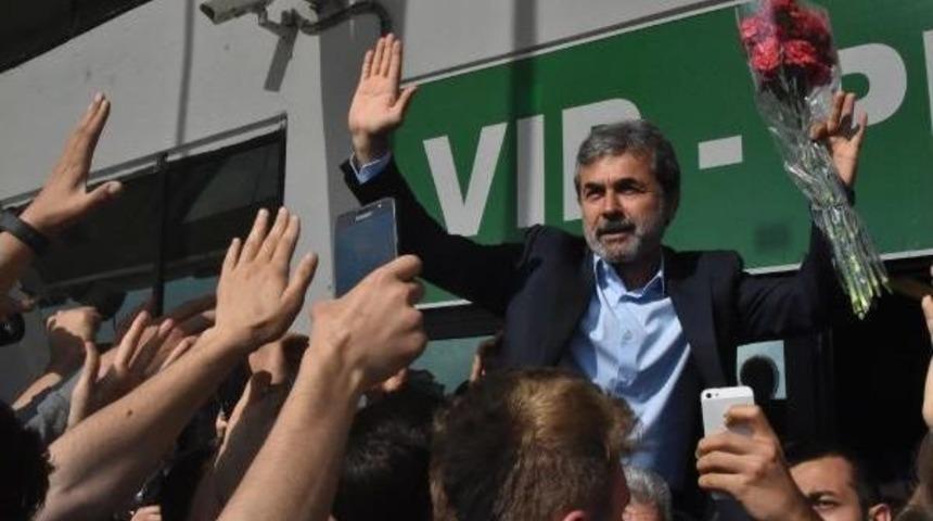 Aykut Kocaman'a, Konyaspor'dan 'kocaman Veda T&ouml;reni'